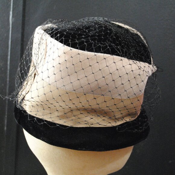 Vintage 1950s-60s Striped Velvet Bucket Hat with Lace Netting Union Made in USA main image 8